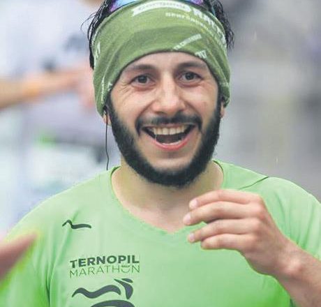 НАВІЩО БІГАТИ ТЕРНОПОЛЕМ У СУТІНКАХ? НАВІЩО БІГАТИ ТЕРНОПОЛЕМ У СУТІНКАХ?