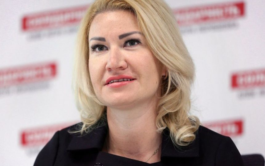 Скандальну чиновницю Наталю Баласинович виключили зі списку “Європейської солідарності” Скандальну чиновницю Наталю Баласинович виключили зі списку “Європейської солідарності”