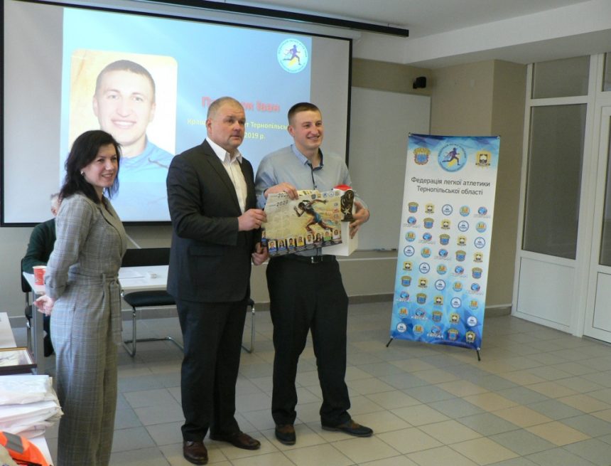 Їм своє робить Їм своє робить