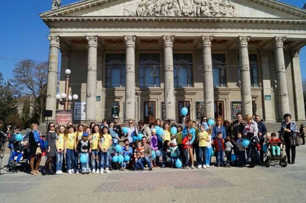 У Тернополі – соціальна акція на підтримку дітей з аутизмом