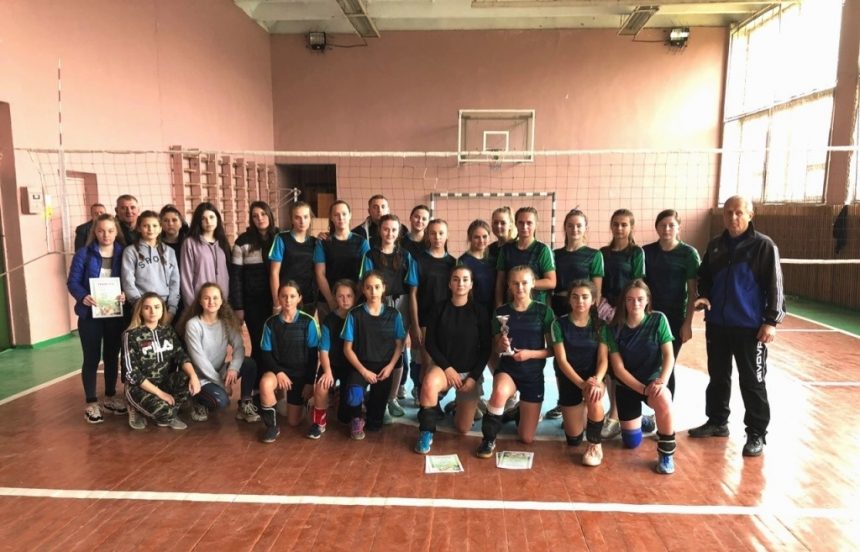 Лауреатів спортивних ігор школярів визначили волейболістки